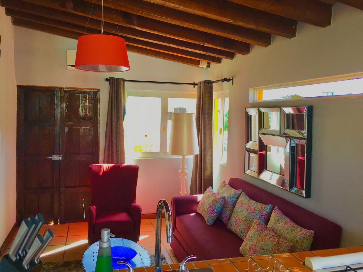 Villa Mercedes Petit Hotel-Adults Only Puerto Vallarta Exterior photo